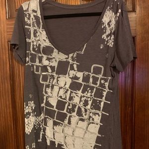 Gray graphic v neck